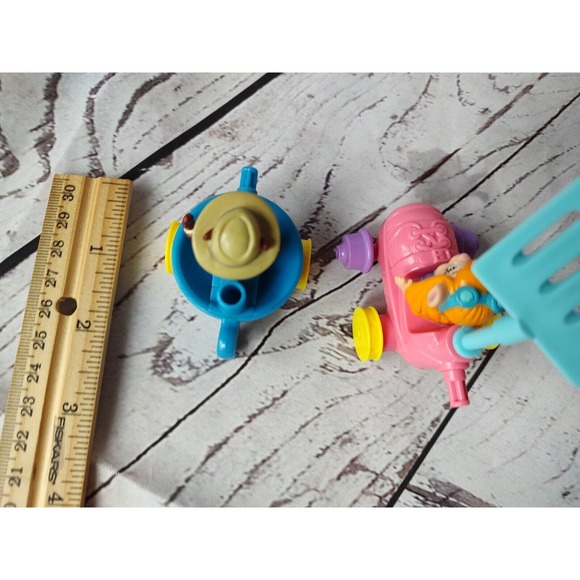 VINTAGE 1989 McDonalds CHIP 'N DALE RESCUE RANGERS Cars Set of 2 toys - Picture 3 of 3